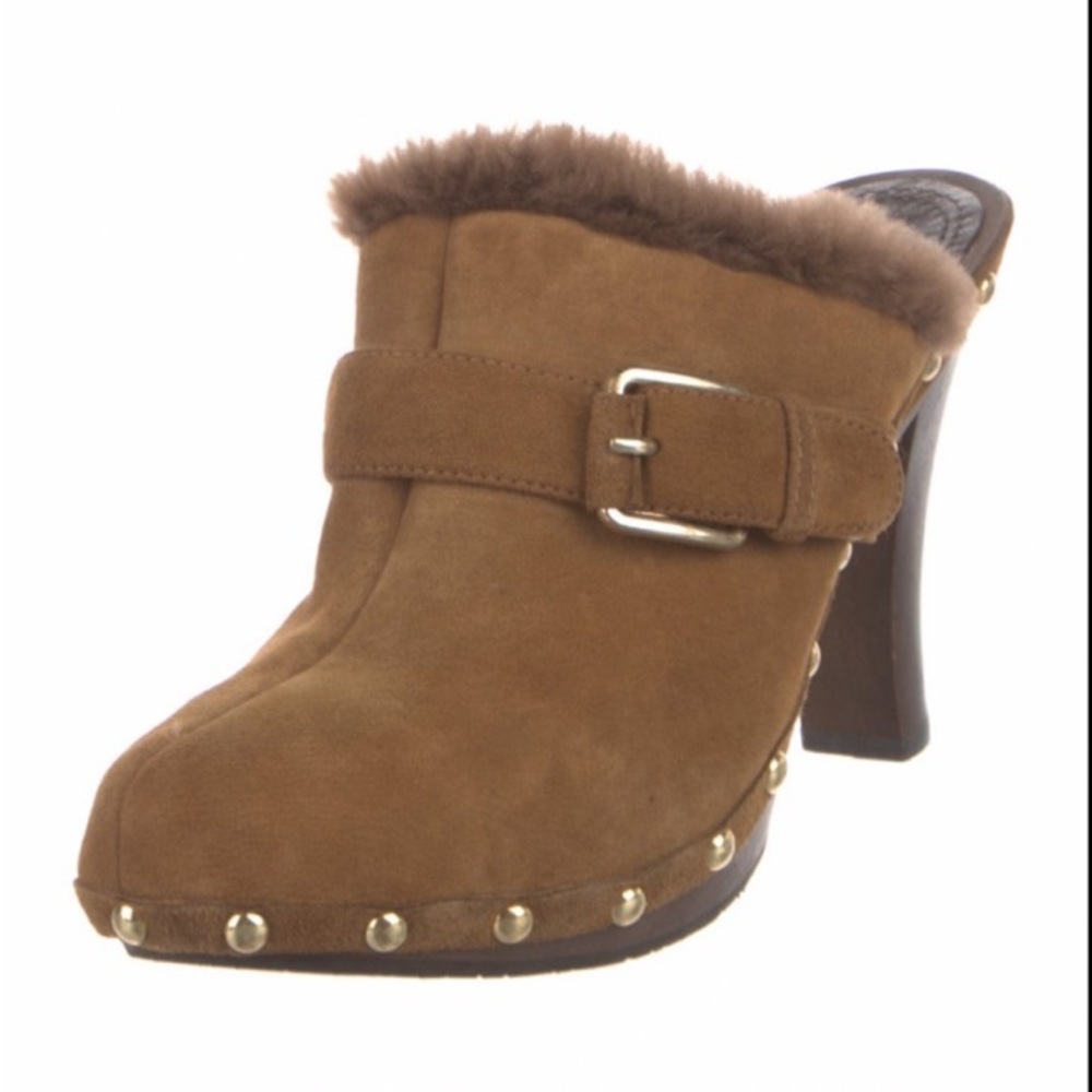 Celine
Suede Studded Accents Mules
Women's Size: 7| IT 37 - Picture 5 of 5